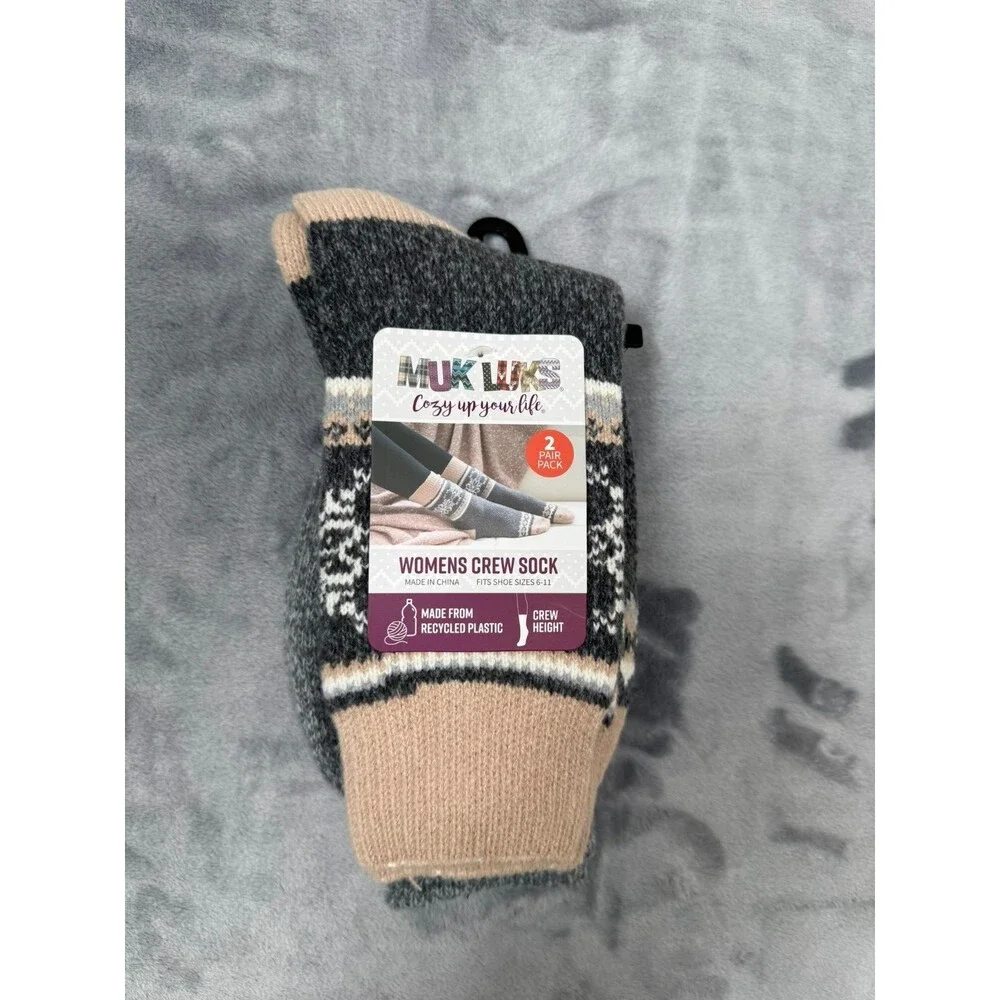Muk Luk Women’s  2 Pair Pack Crew Height Socks size 6-11 Gray